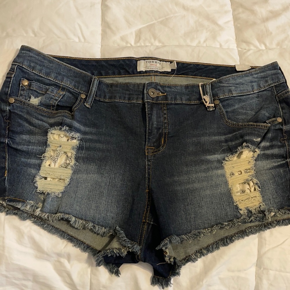 COPY - Torrid size 18 shorts